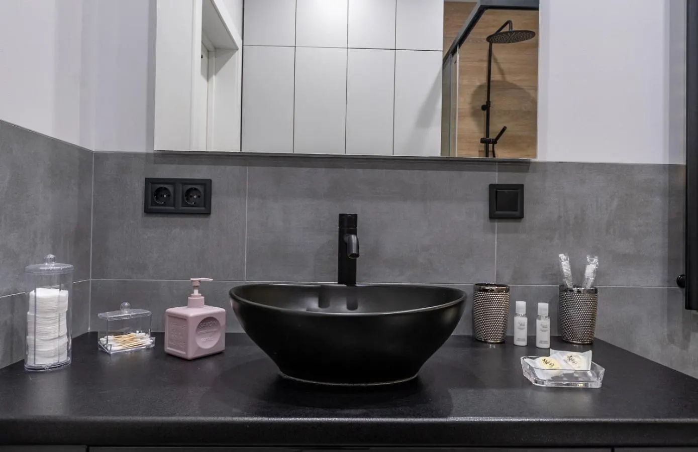 Royal Tower Residence Big Vip Apartment In Center Floor 27 Kyiv 0*,