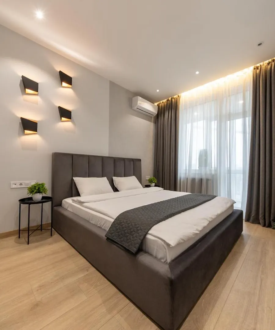 Royal Tower Residence Big Vip Apartment In Center Floor 27 Kyiv