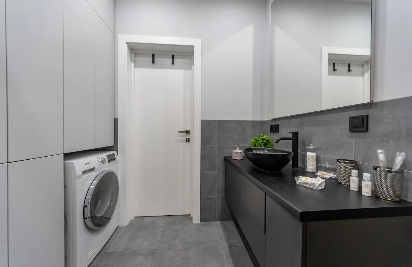 Royal Tower Residence Big Vip Apartment In Center Floor 27 Kiew Ukraine